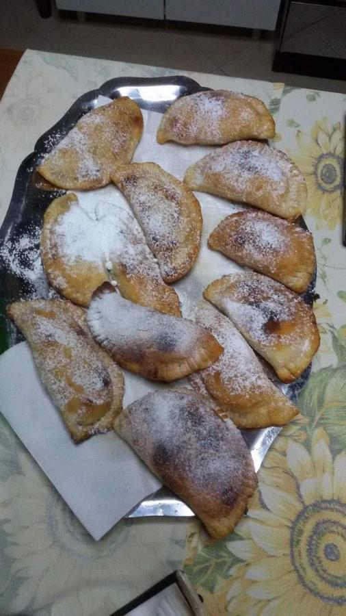B&B Con Cucina La Ninfea 卡尔塔吉罗 外观 照片