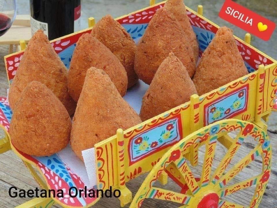 B&B Con Cucina La Ninfea 卡尔塔吉罗 外观 照片