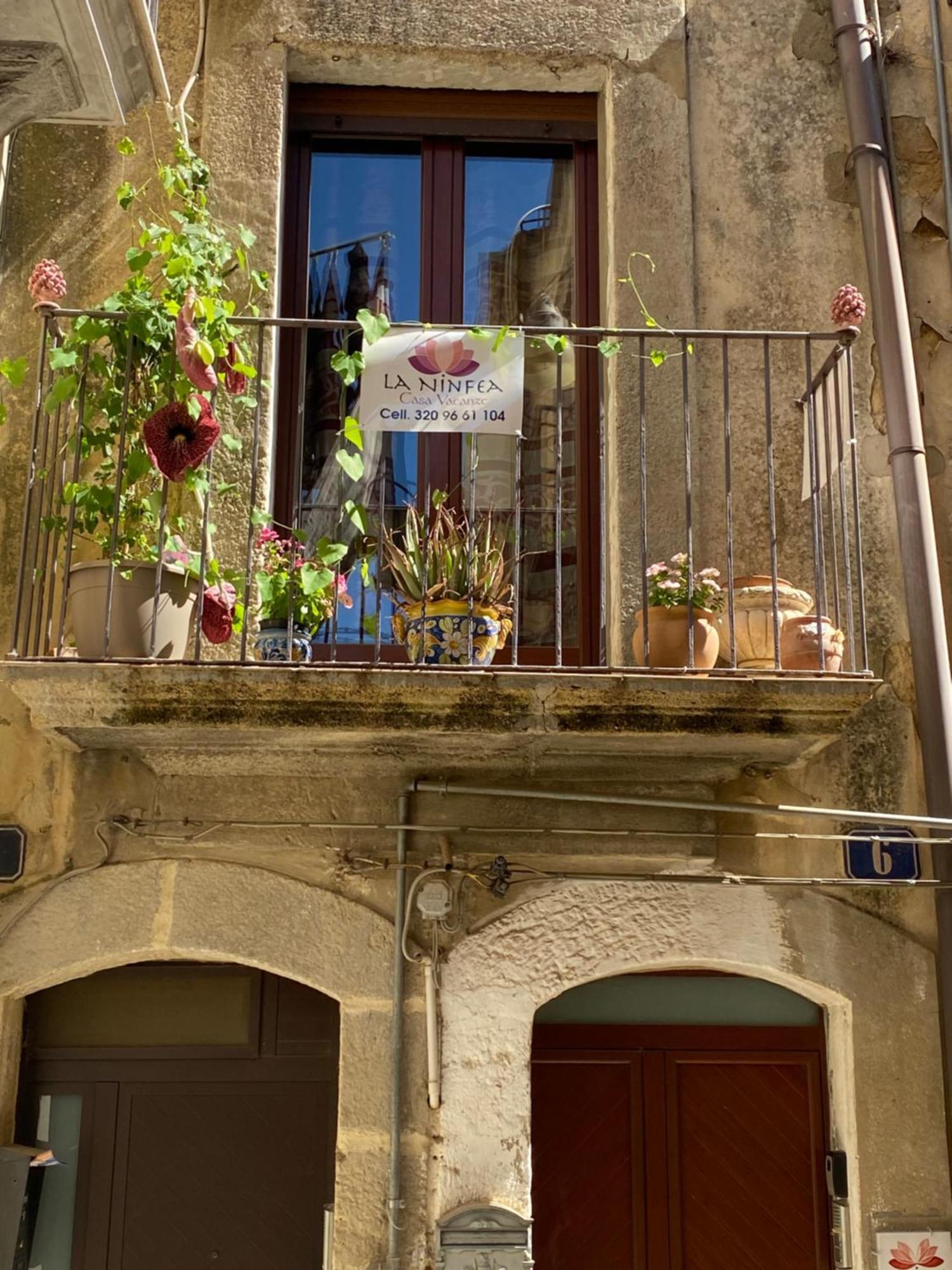 B&B Con Cucina La Ninfea 卡尔塔吉罗 外观 照片