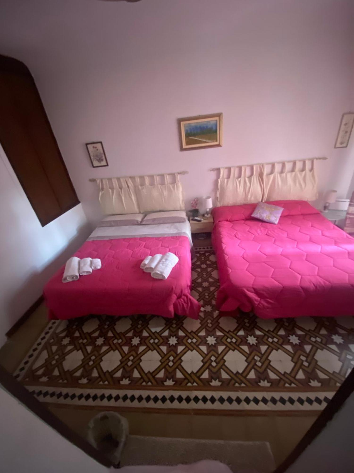 B&B Con Cucina La Ninfea 卡尔塔吉罗 外观 照片